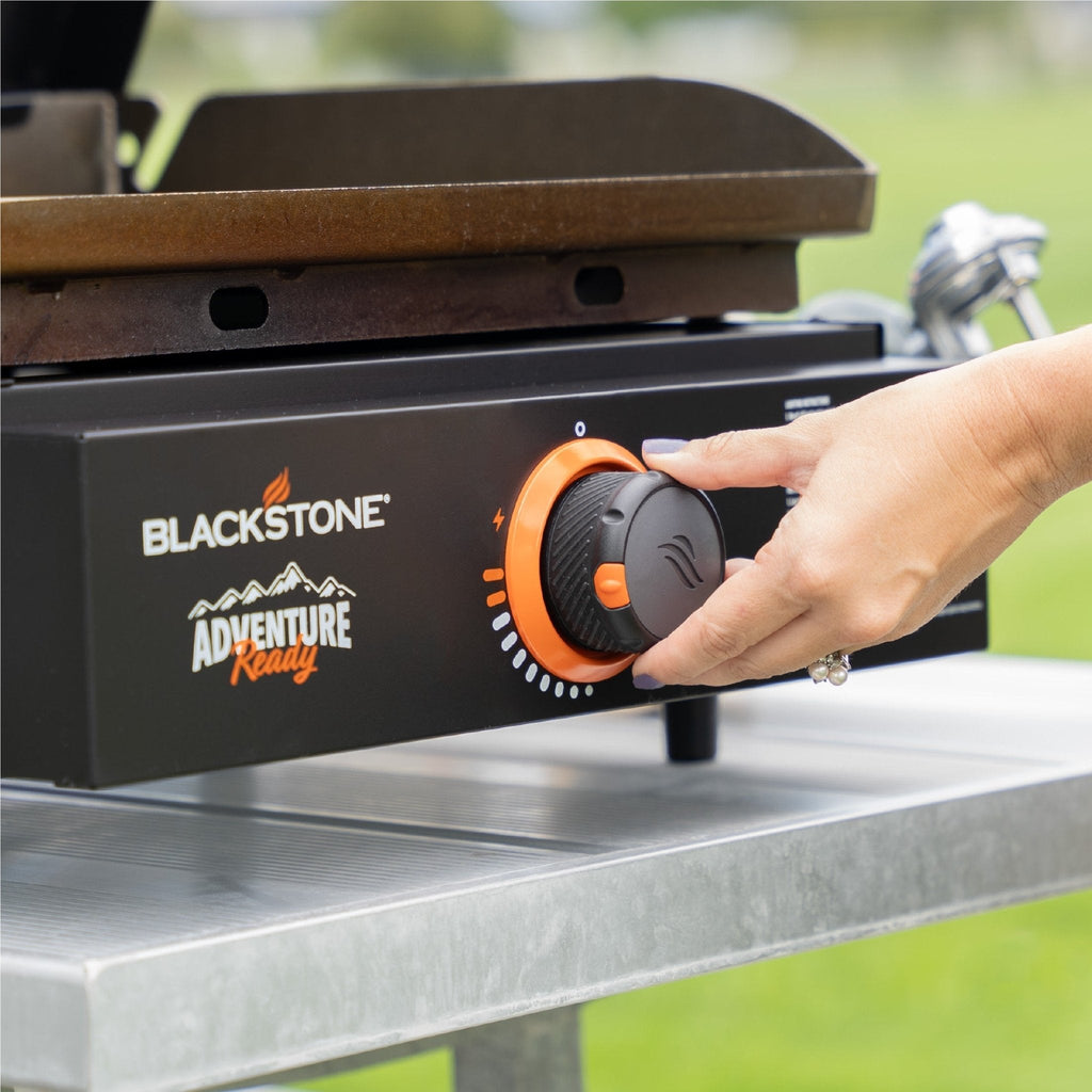 17" Griddle with Hard Cover Bundle