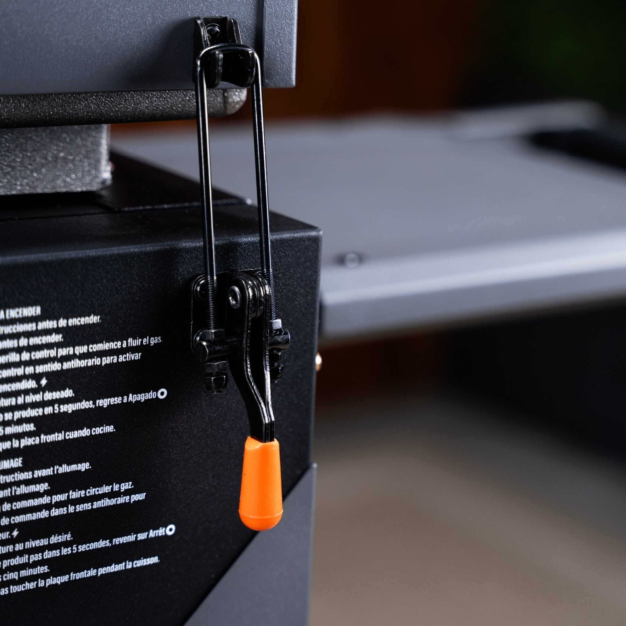 22" Griddle with Flexfold® Legs